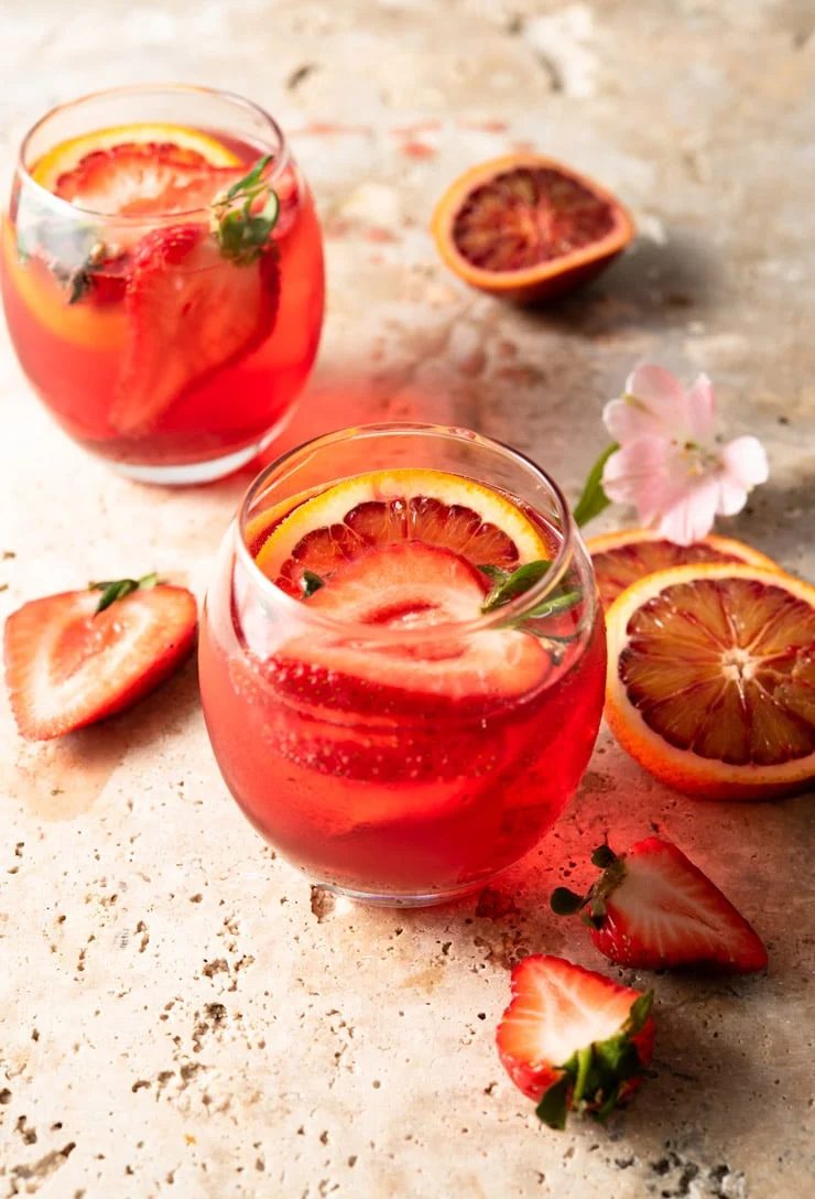 Classic Campari Cocktail – Spritz