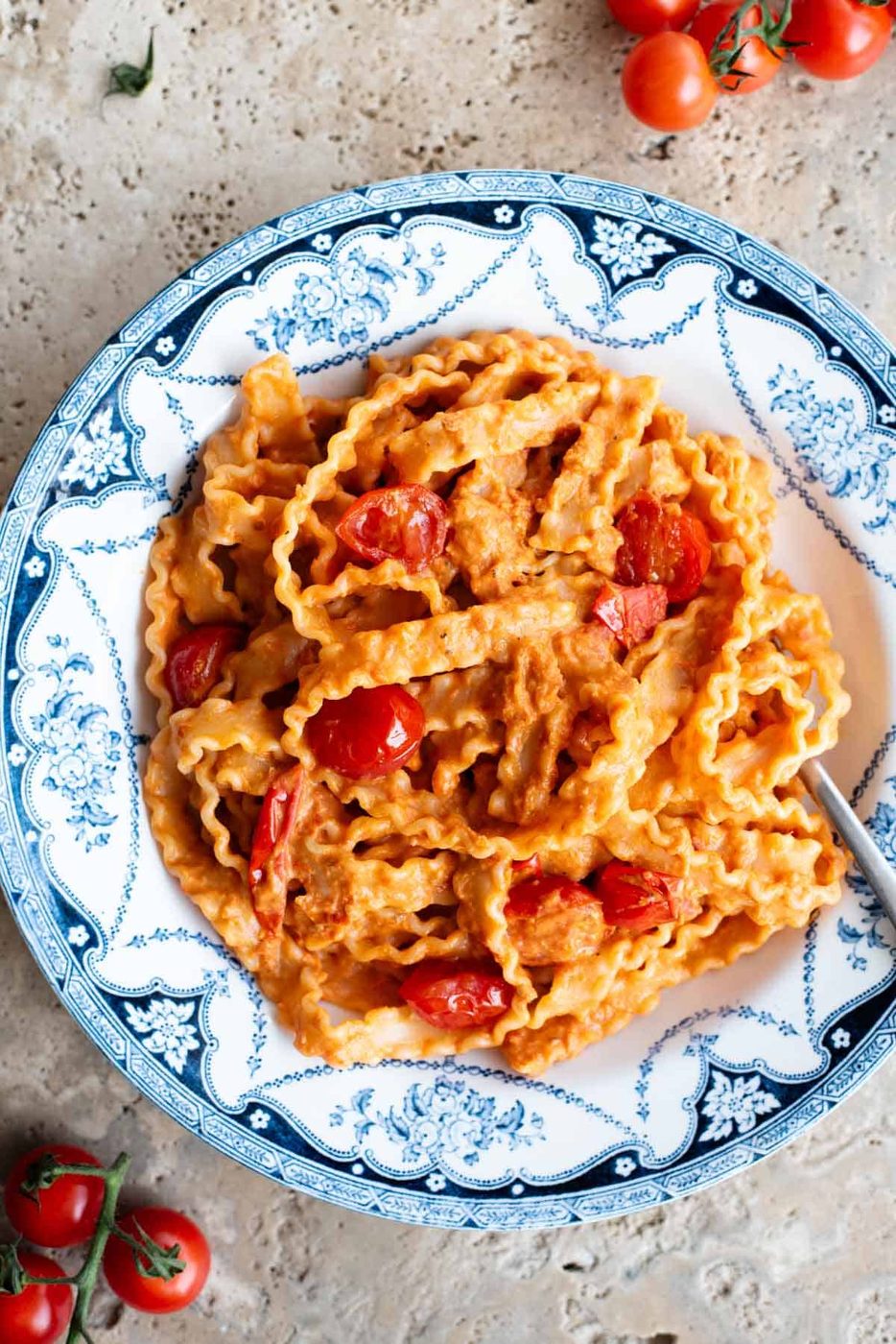 Creamy Sun-Dried Tomato and Stracchino Pasta