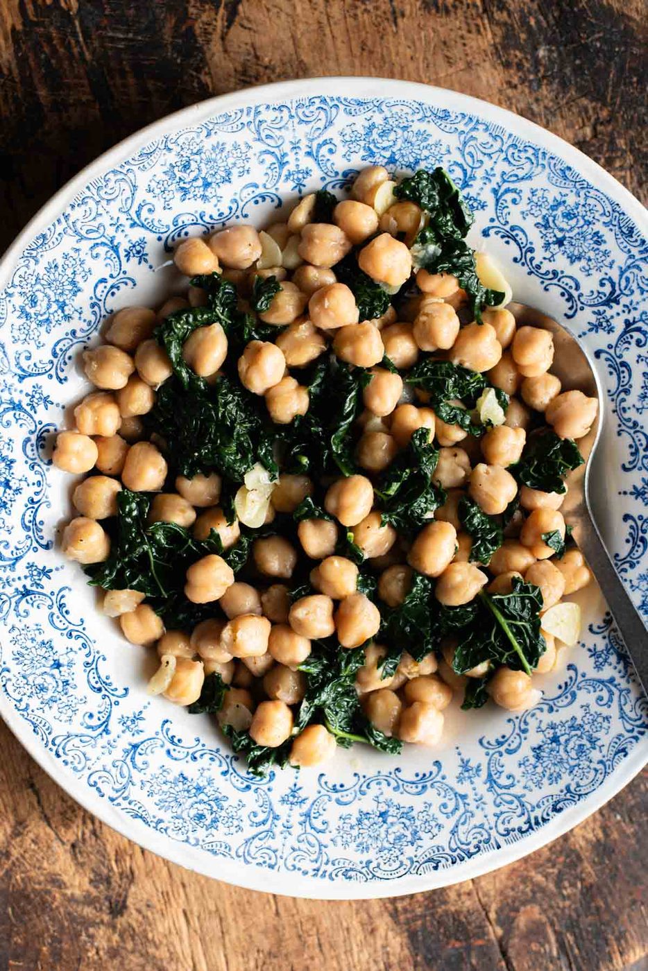 Garlicky Chickpeas and Cavolo Nero