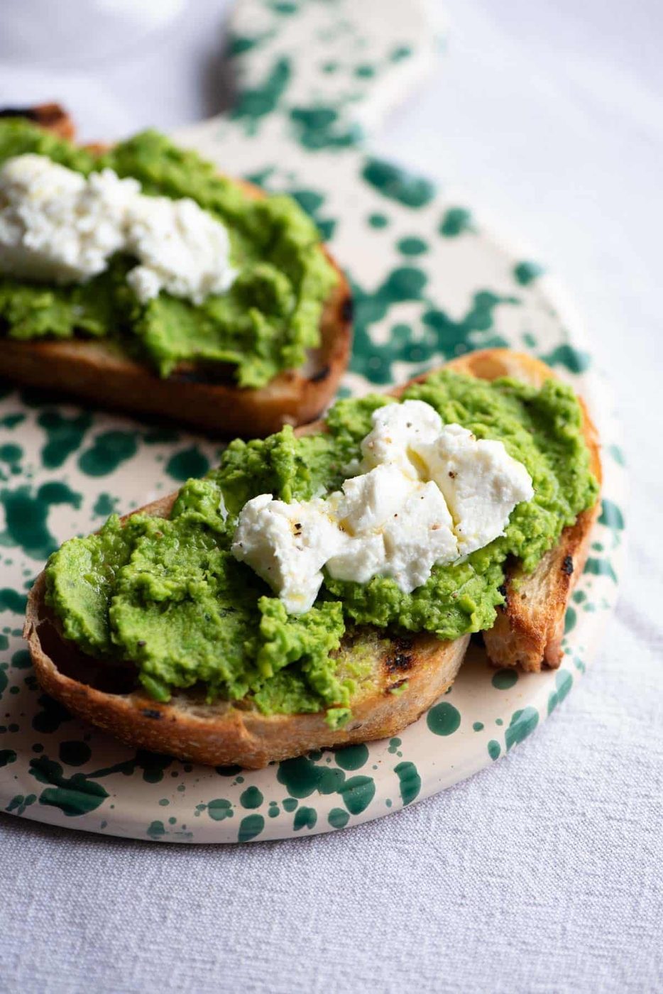 Pea Pesto and Goats' Cheese Bruschetta
