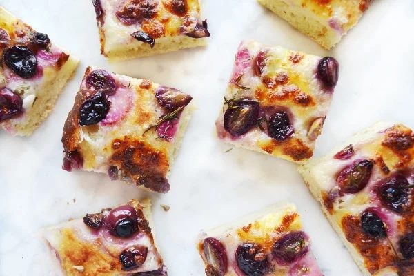 red grape and mozzarella focaccia 11