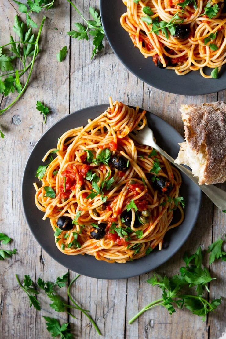 Pasta With Puttanesca Sauce, Spaghetti Alla Puttanesca