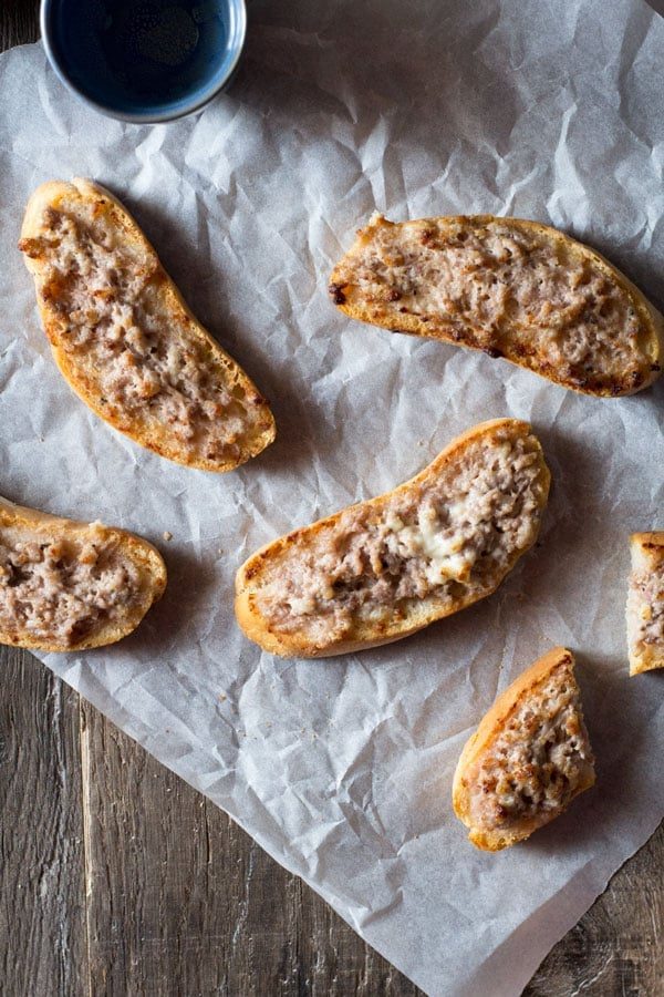stracchino and sausage crostini Vonfo