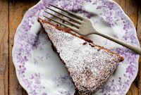 Decadent Flourless Torta Caprese: An Italian Chocolate Classic