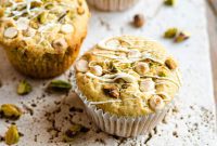 Pistachio White Chocolate Dream Muffins
